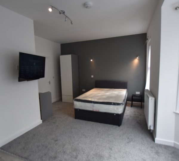 Broadway, City Centre, Peterborough, PE1