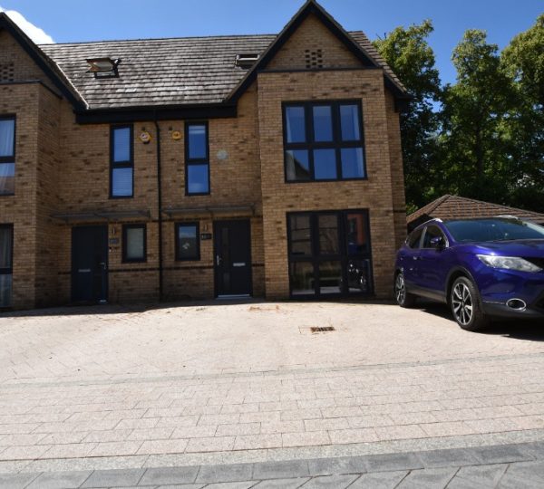 Marchment Square, West Town, Peterborough, PE3