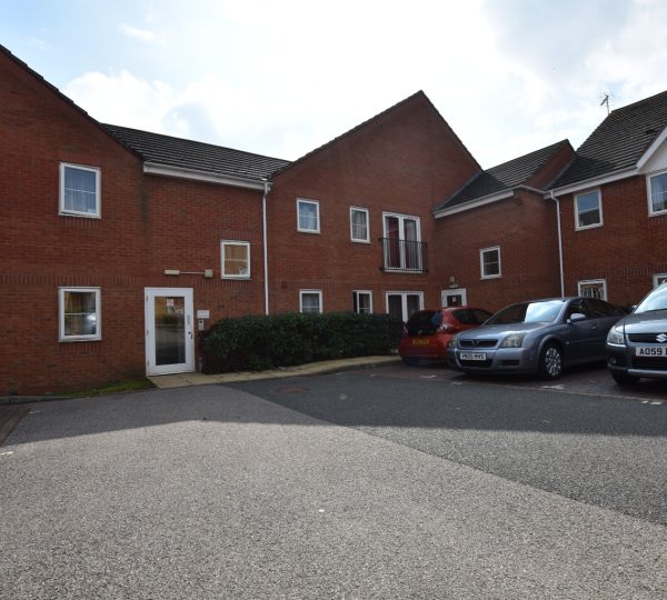 Warren Court, Hampton Hargate, Peterborough, PE7