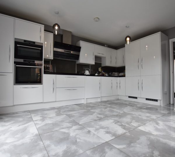 West Lake Avenue, Hampton, Peterborough, PE7